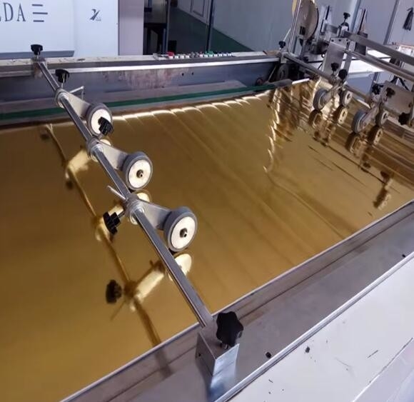 250GSM आर्ट क्राफ्ट पेपरबोर्ड 50*70 सेमी मिरर पेपरबोर्ड रैपिंग पेपर शीट्स
